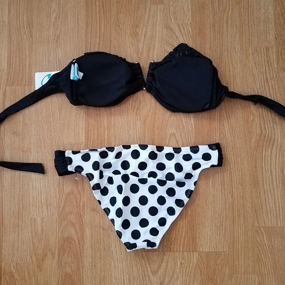 California Waves NWT Laser Cut Bikini sz Large